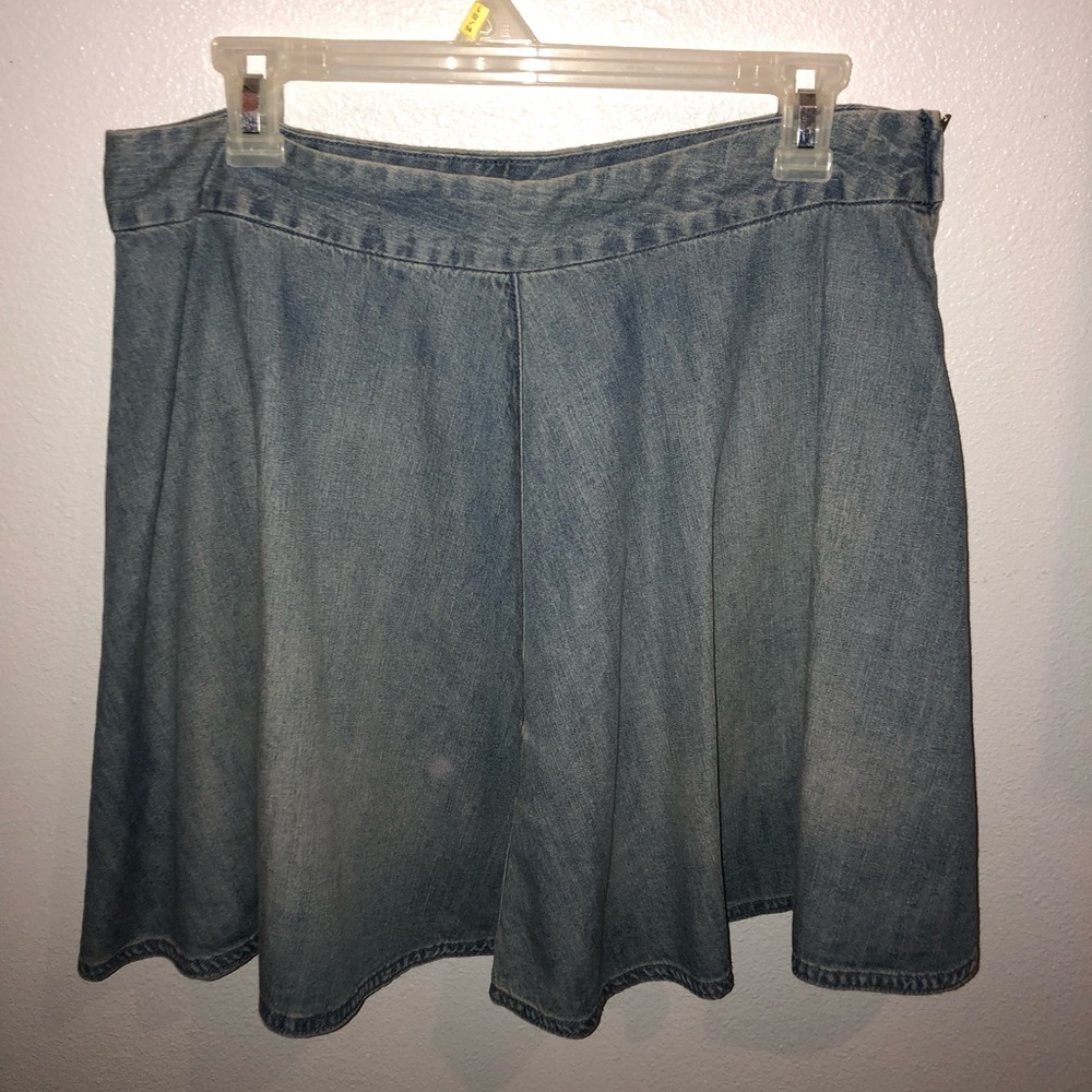 Denim skater skirt!